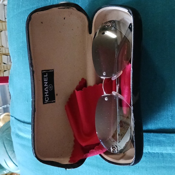 Chanel Sunglasses - Picture 1 of 8